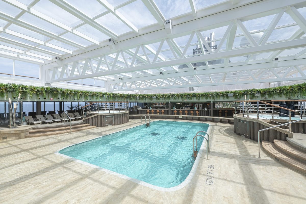 MSC Seaview, Jungle Pool Lounge