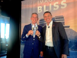 Elvis Duran with Norwegian Cruise Line's Andy Stuart