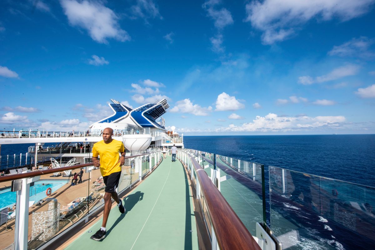 Running TrackCelebrity Edge Naming Ceremonies. Fort Lauderdale, Florida USA. November 2018. Photo by Steve Dunlop steve@stevedunlop.com www.stevedunlop.com +447762084057