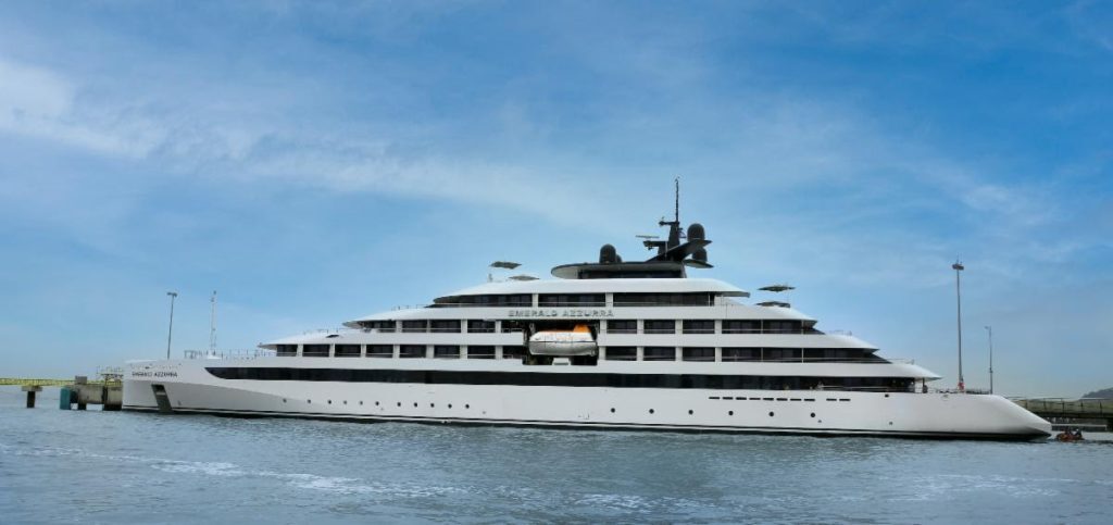 Emerald Azzurra Superyacht