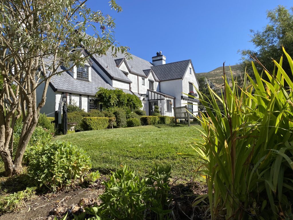 Pelican Inn