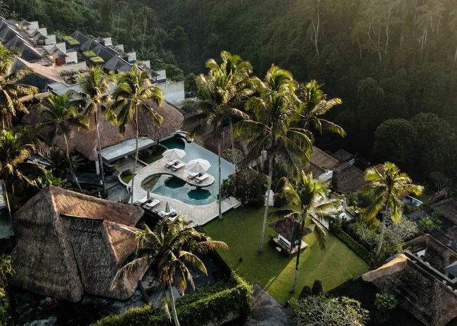 Viceroy-Bali-Main-infinity-pool