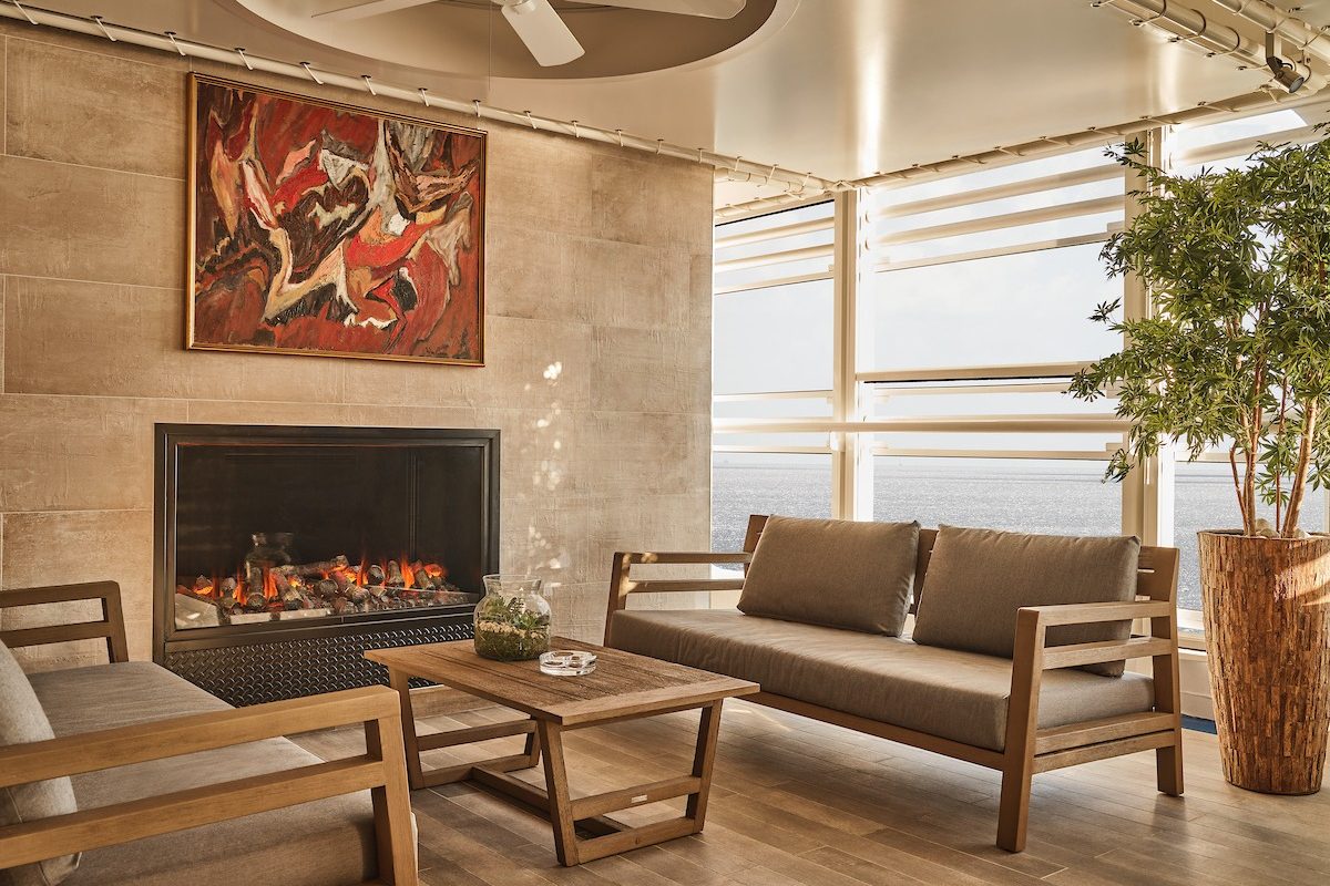 Connoisseur's Corner Terrace.